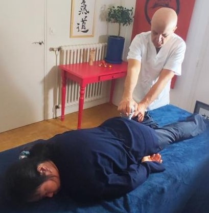 photo seance Michel HUMBERT SHIATSU