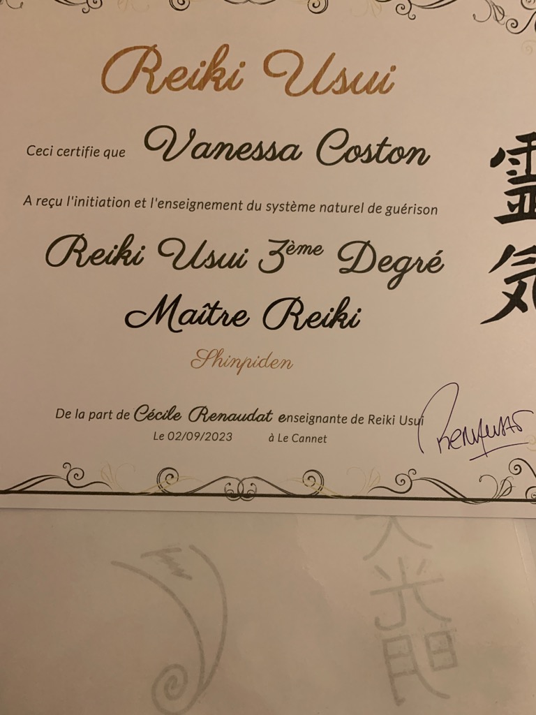 photo diplome Vanessa Coston - Soin Reiki