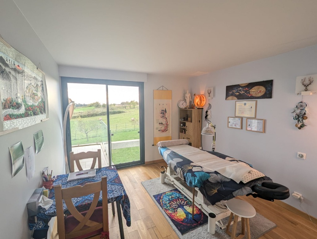 photo cabinet Vergès Mathilde