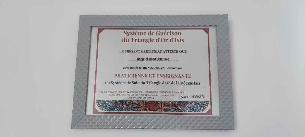 photo diplome Ingrid Médium