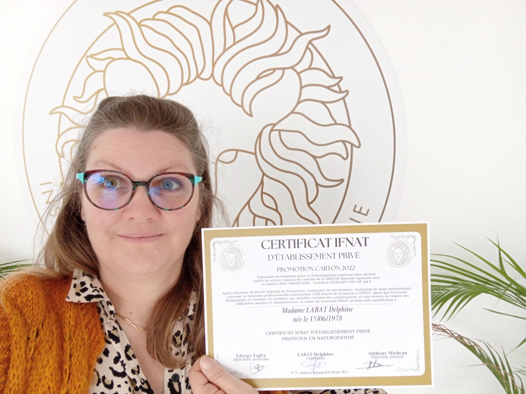 photo diplome LABAT Delphine | NATURO TO BE