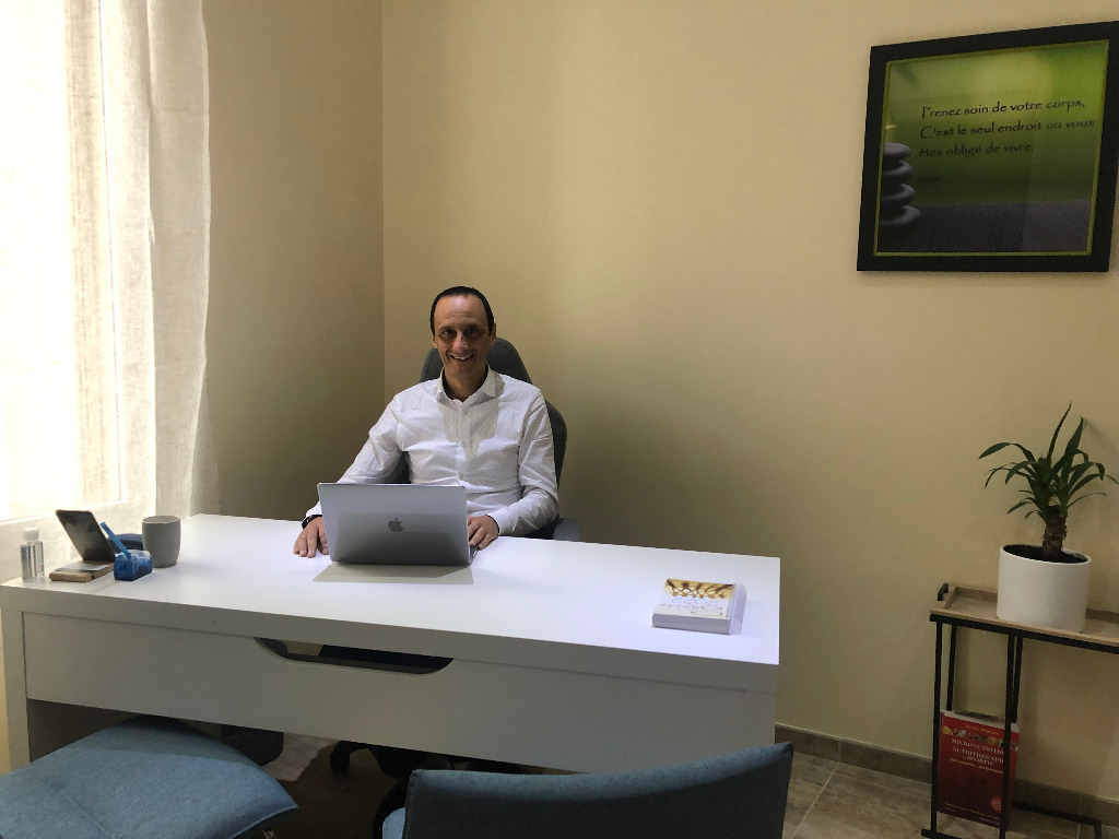 photo cabinet Laurent GRENIER