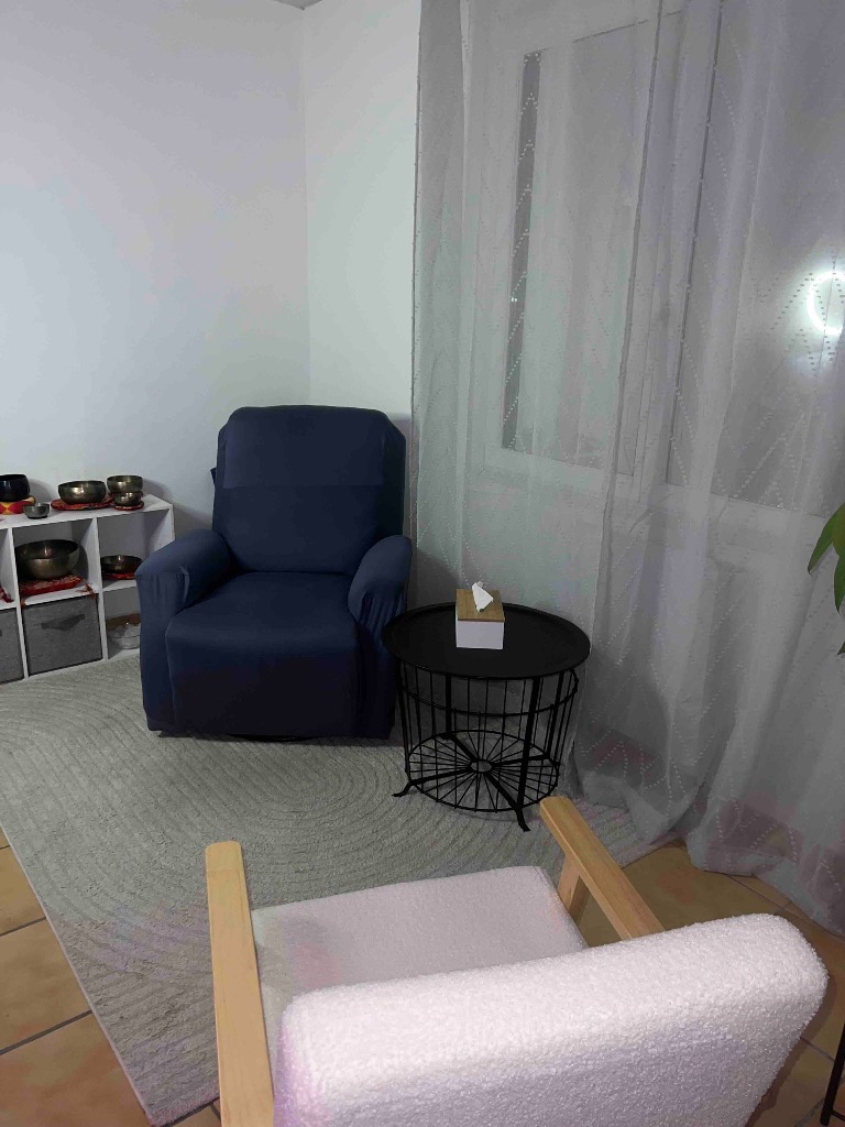 photo cabinet CREMIEUX Kevin