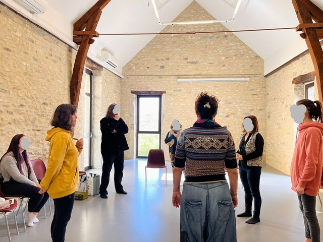 photo seance Chantal Martin Constellations Familiales