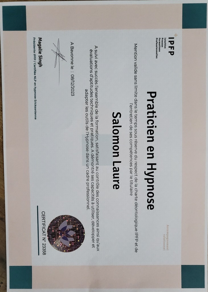 photo diplome Laure Salomon 