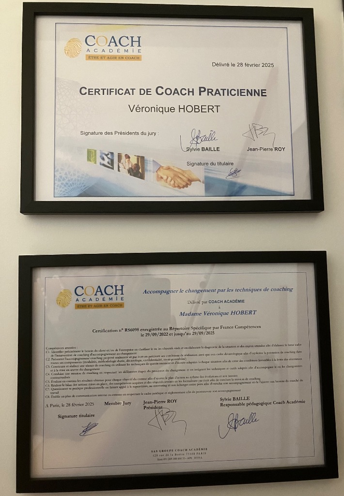 photo diplome Véronique Hobert - KinésioCoach