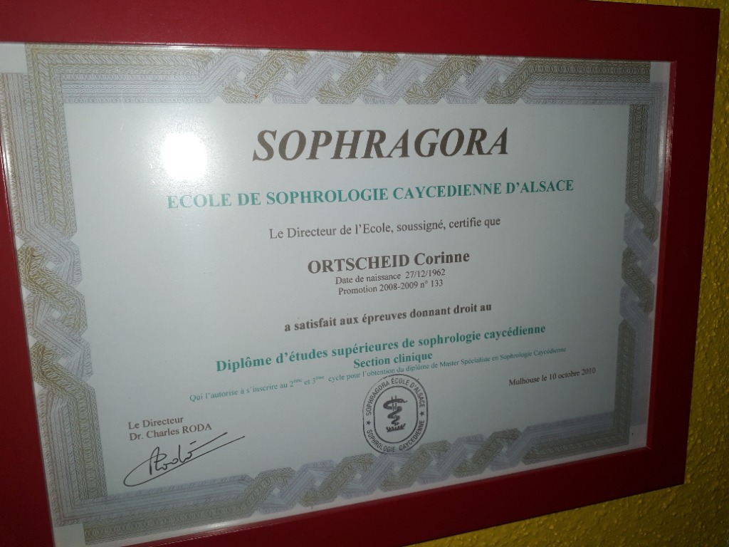 photo diplome Corinne-Emmanuelle FREYSS