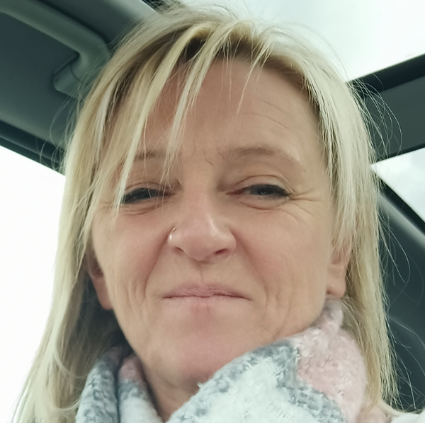 Isabelle Delacressonniere