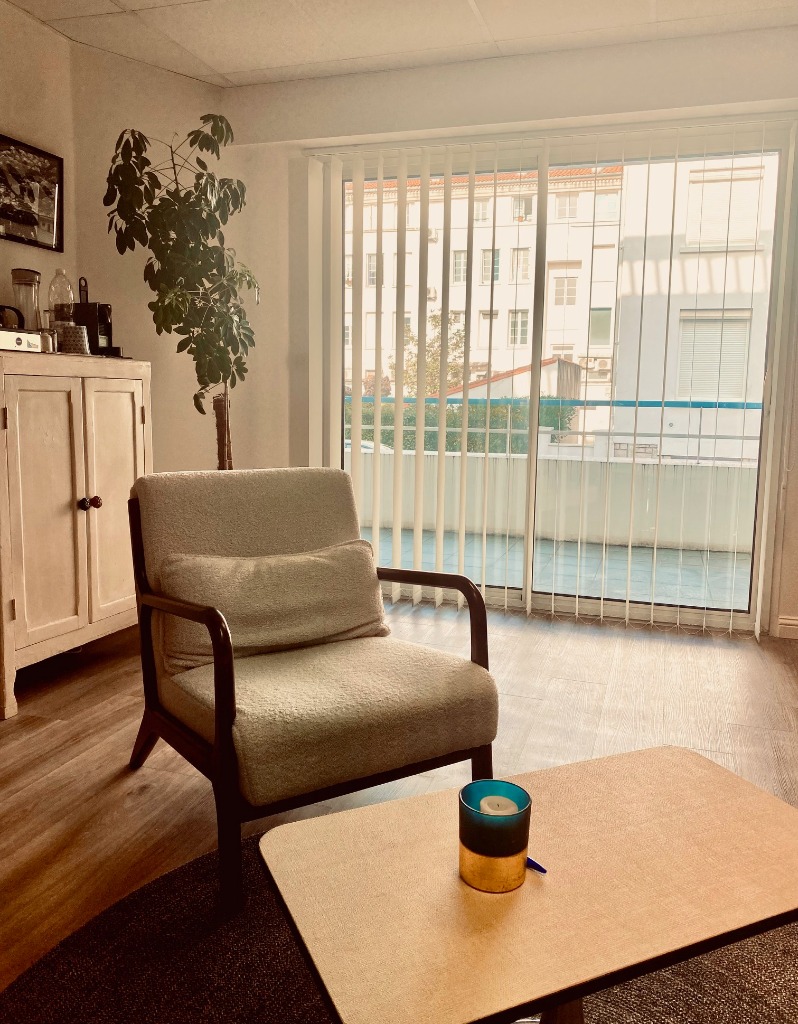 photo cabinet Maud Voisin