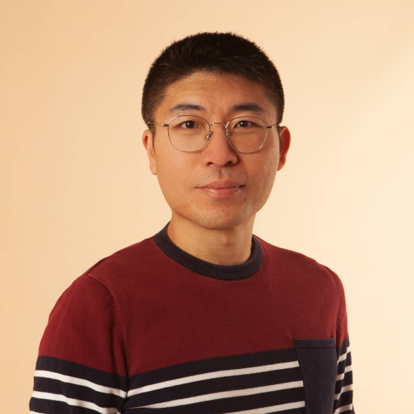Julien Lei WANG