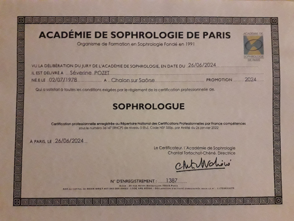 photo diplome Séverine POZET Gestalt Thérapie et Sophrologie