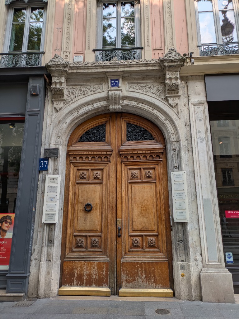 photo diplome Cabinet Libeccio - Pauline d’Estienne