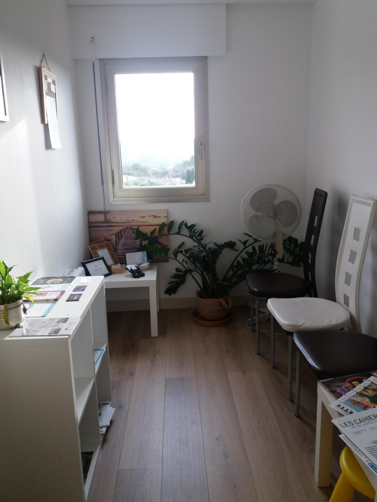 photo cabinet Isabelle DESPLACES