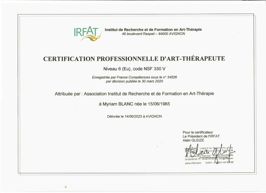 photo diplome Myriam Blanc Art-Thérapeute