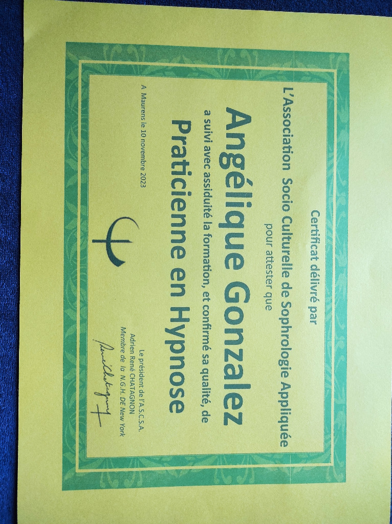 photo diplome Angélique GONZÁLEZ