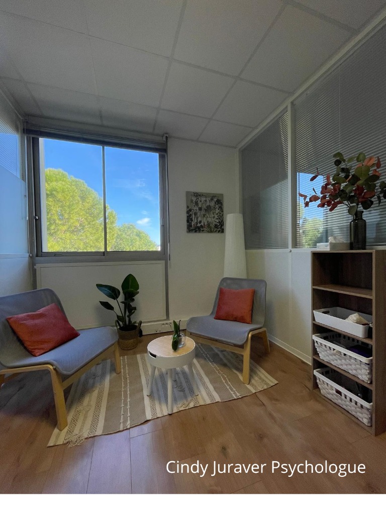 photo cabinet Cindy Juraver