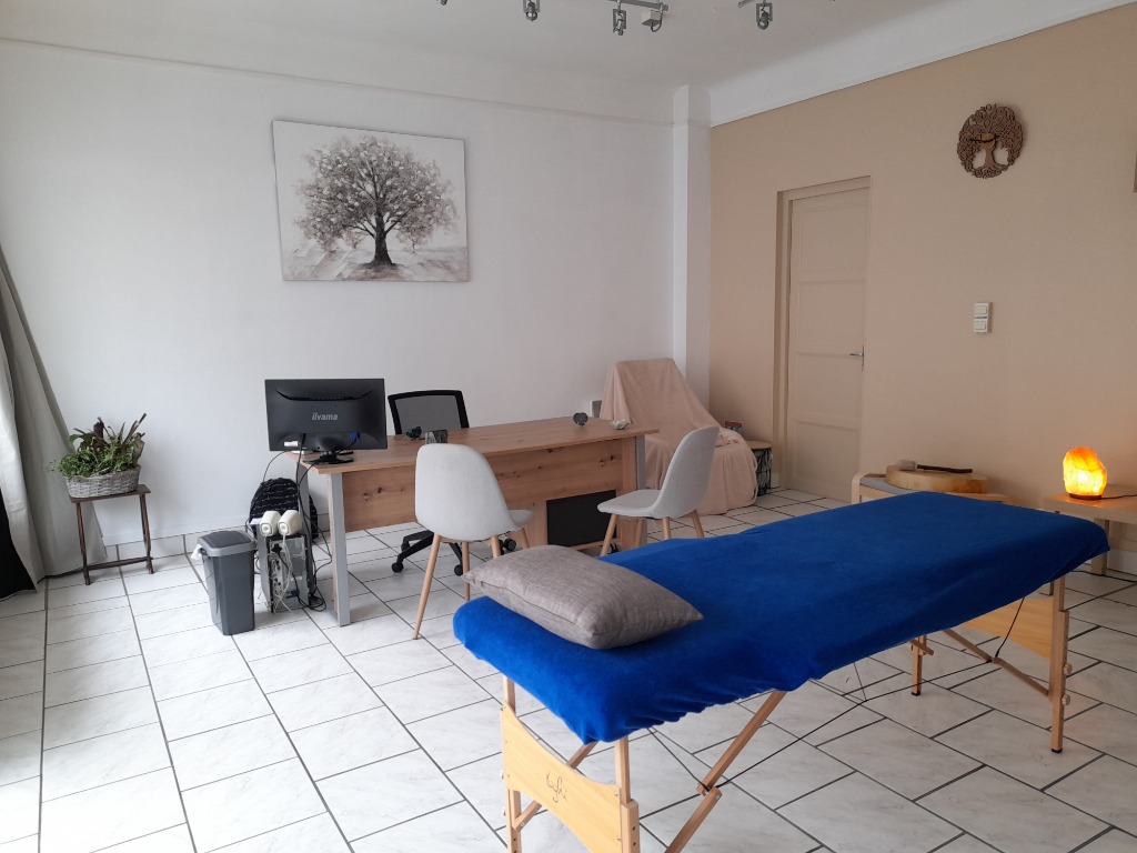 photo cabinet Guillaume Maillavin