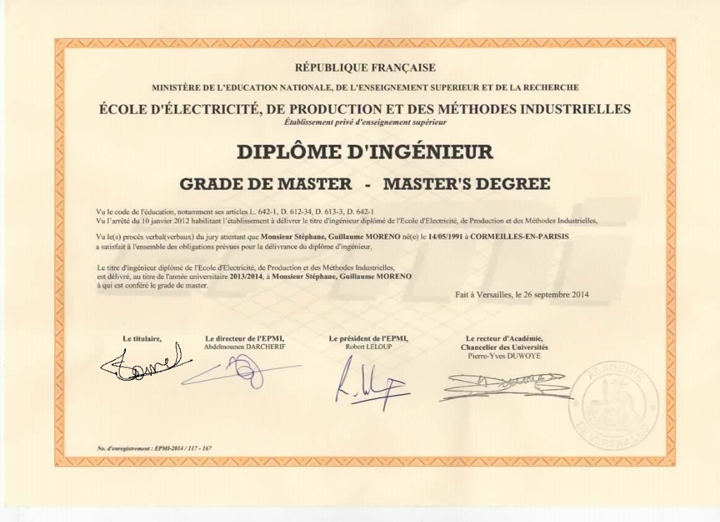 photo diplome Stephane Moreno