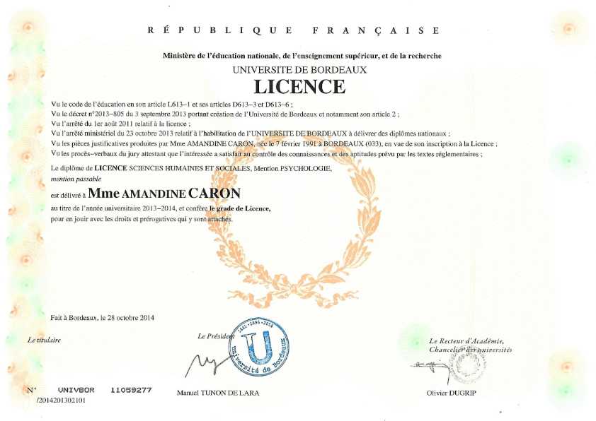 photo diplome Amandine Caron