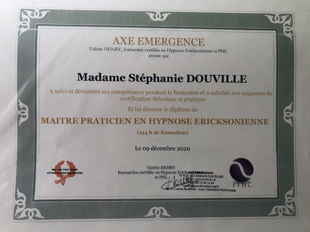 photo diplome Stéphanie Douville