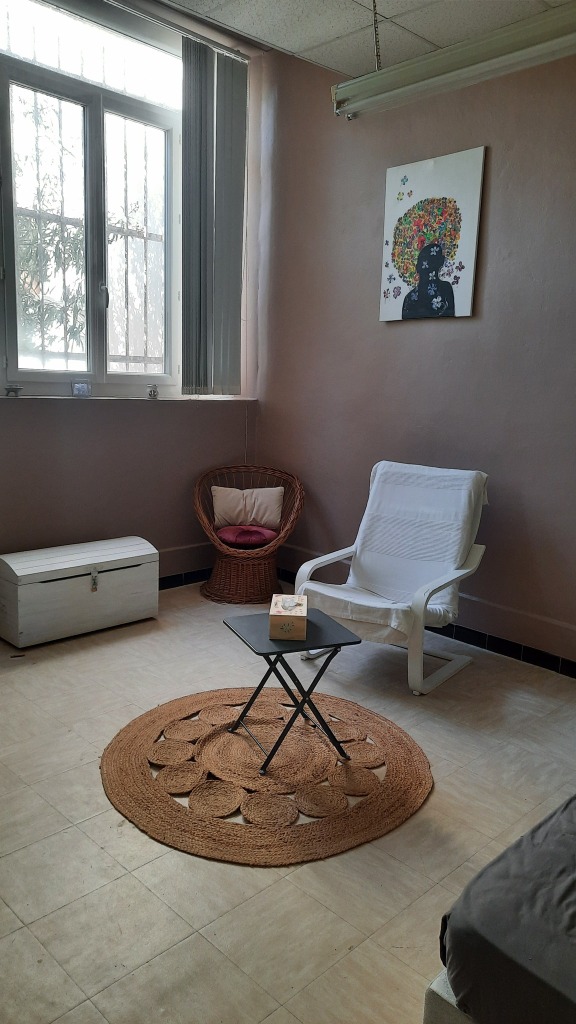 photo seance Zohra MOUMENE Hypnothérapeute