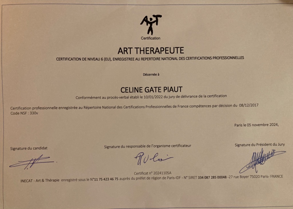 photo diplome Céline Gâté Piaut ArtSweeT