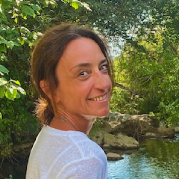 Happy By Mel-Mélanie Bodrero