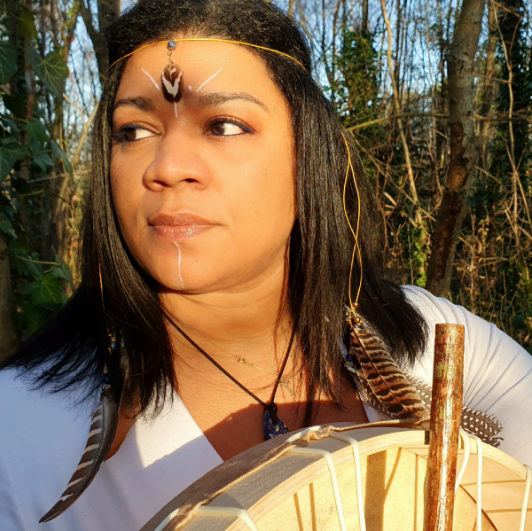 Sloany, femme-médecine