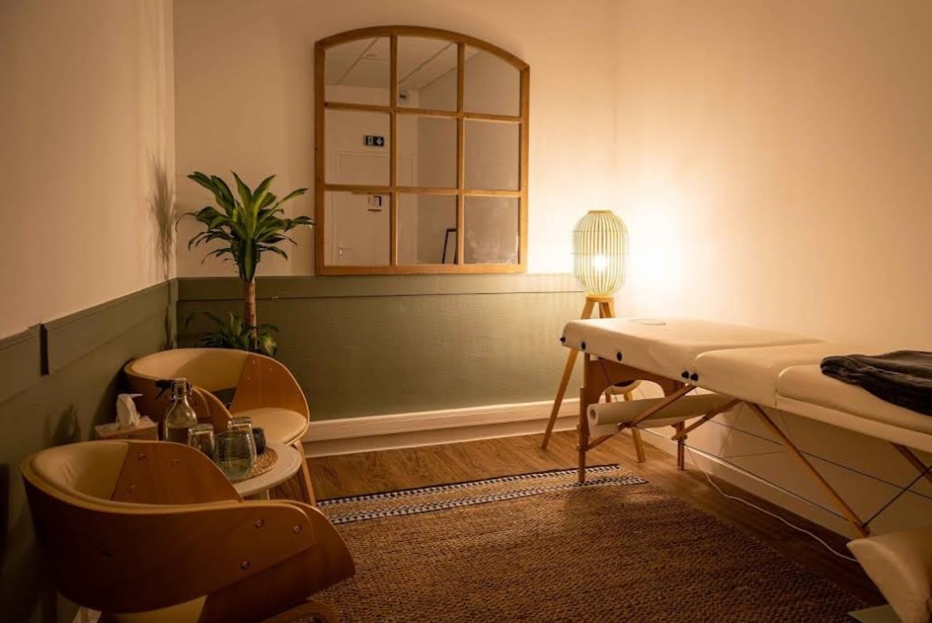 photo cabinet Alexandra Restrepo