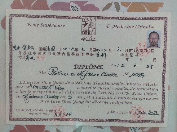 photo diplome Rémi Presson 