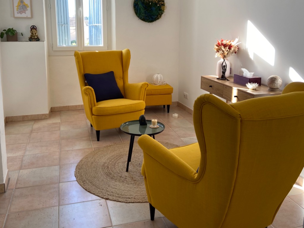 photo cabinet Laurine PHILIPPI Naturopathe/Monitrice de portage