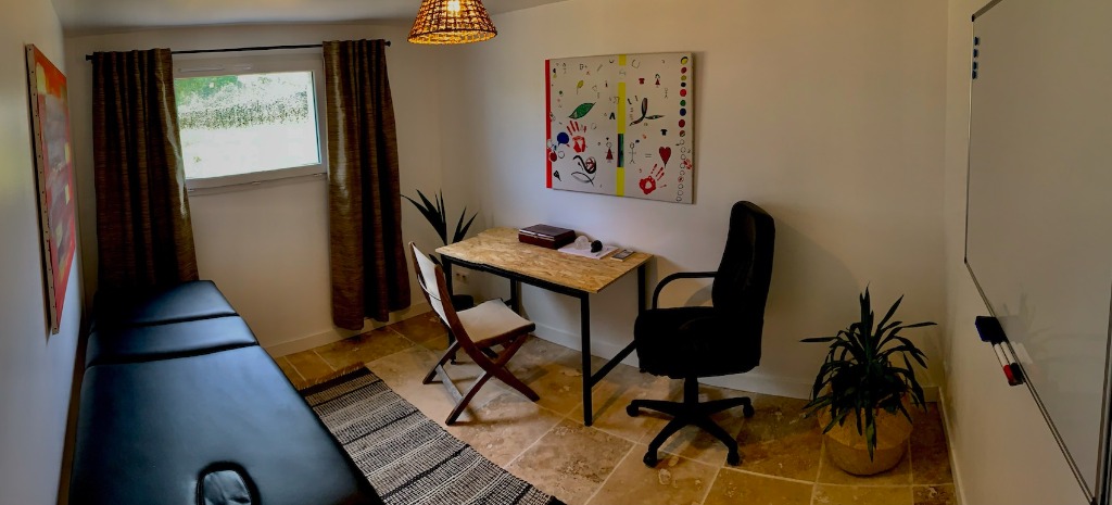 photo cabinet Eric Garnier