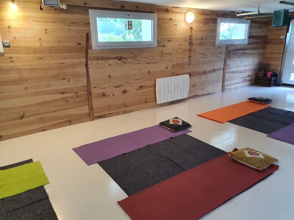 photo cabinet Emmanuelle BERNARD