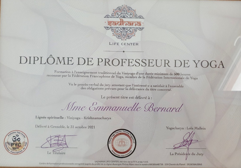 photo diplome Emmanuelle BERNARD