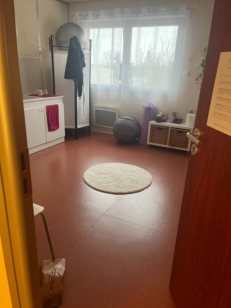 photo cabinet Doula Doucoeur - Virginie DESBROSSES