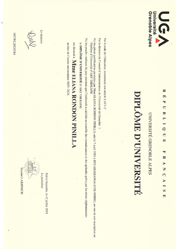 photo diplome Eliana Davoine Rondon