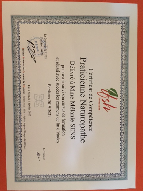 photo diplome Mélanie Sens