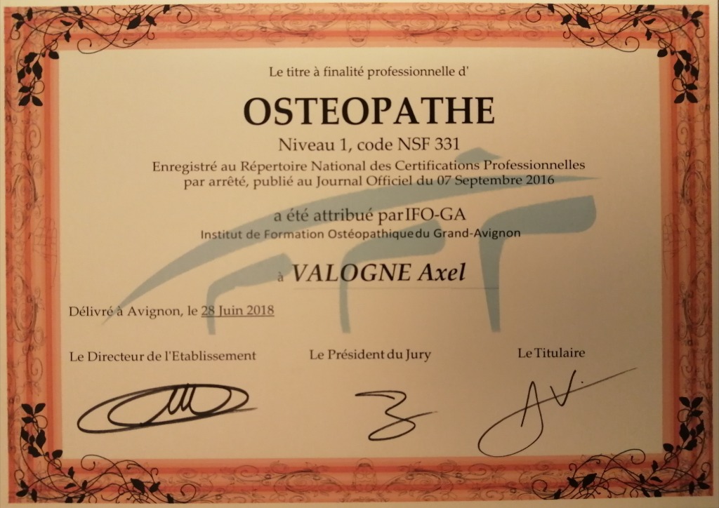 photo diplome Axel VALOGNE