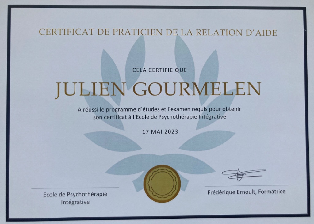 photo diplome Julien GOURMELEN