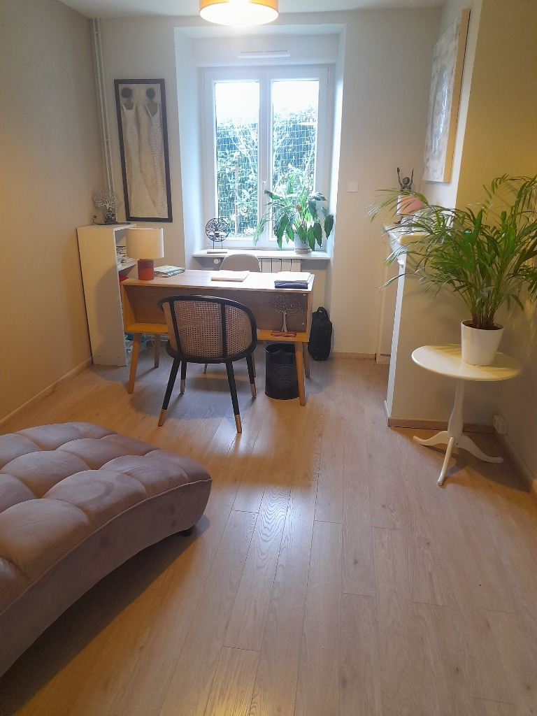 photo cabinet Annick BOURBIGNY