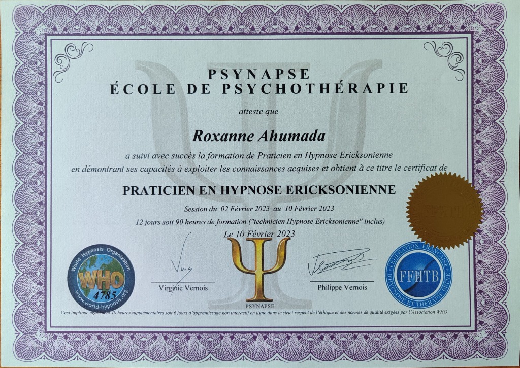 photo diplome Roxanne AHUMADA