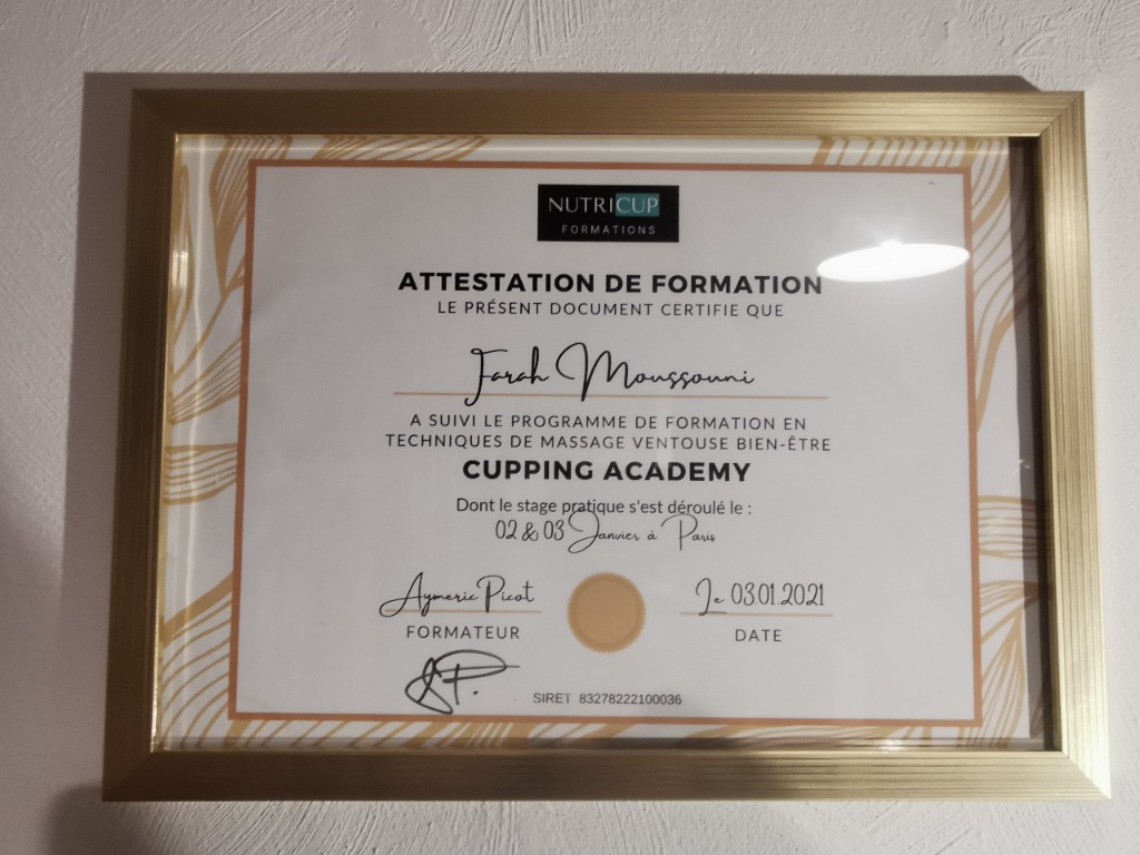 photo diplome Farah Moussouni