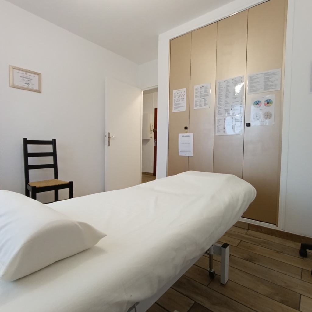 photo cabinet Pierre Amiot