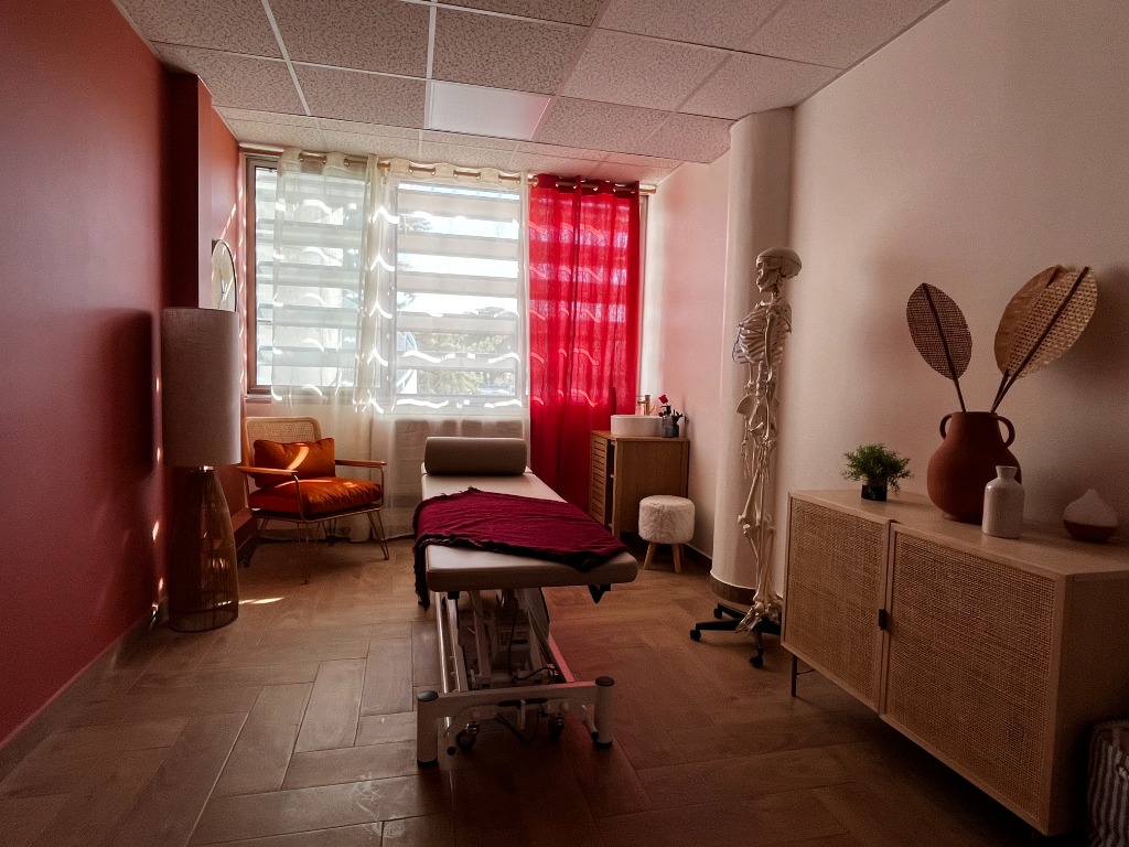 photo cabinet Emma SAINT-JALMES - Ostéopathe D.O.