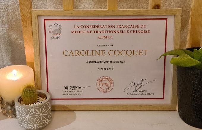photo diplome Caroline - Médecine Chinoise