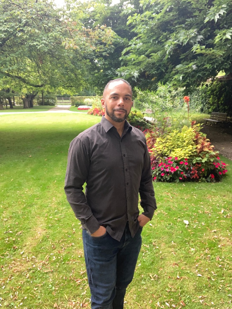 photo portrait John Apple