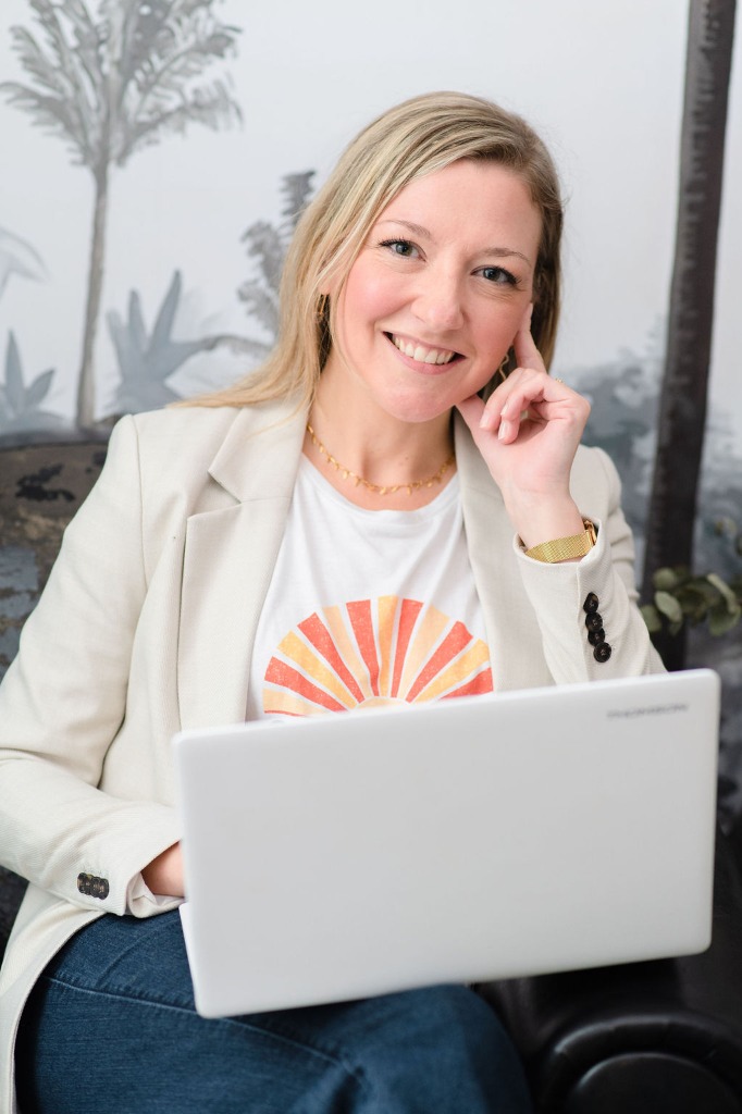 photo portrait Claire LAPEYRONIE