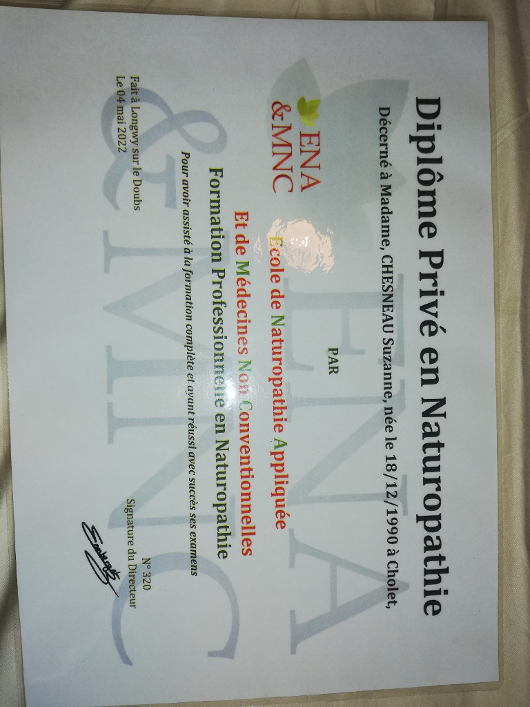 photo diplome Suzanne Chesneau