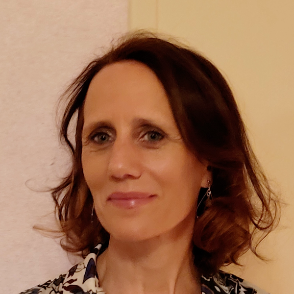 Coralie VAN EECKHOUT