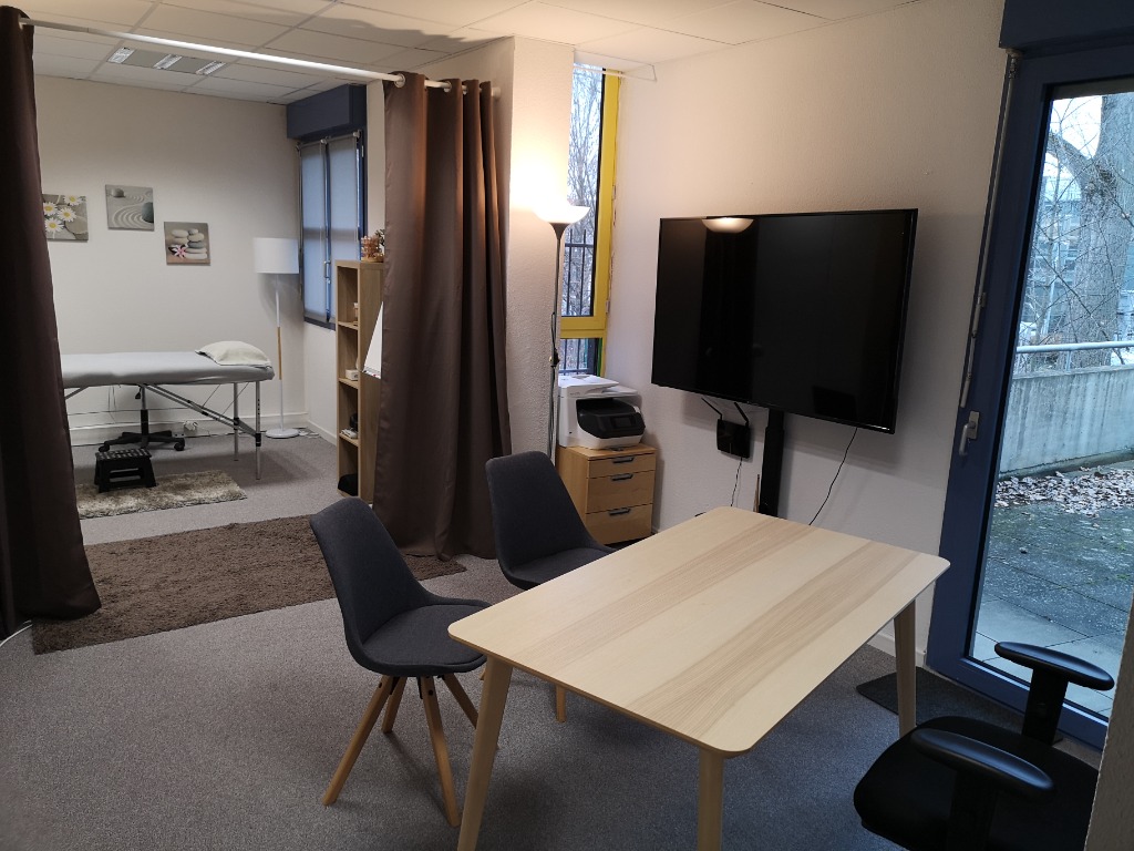 photo cabinet Frédéric Mai